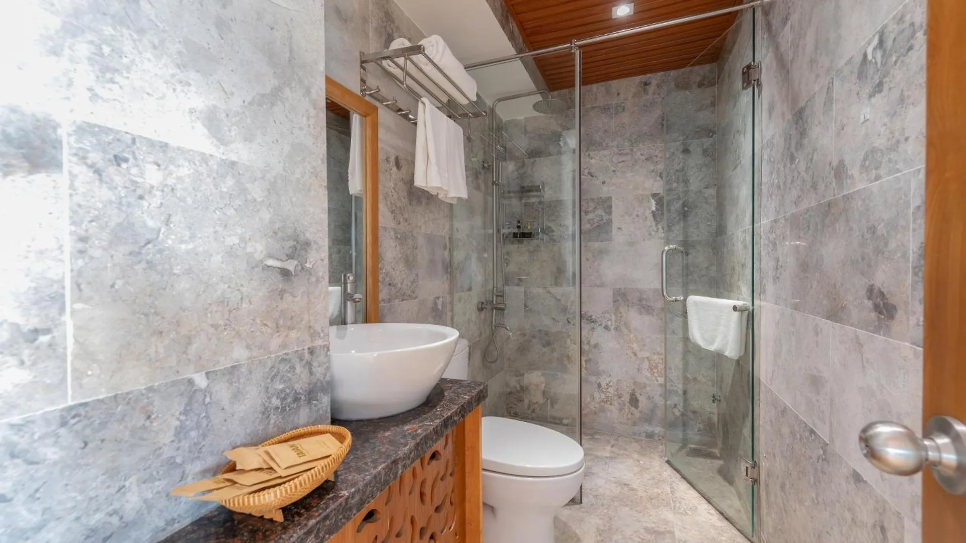 Taian Hotel & Apartment Da Nang 0*,